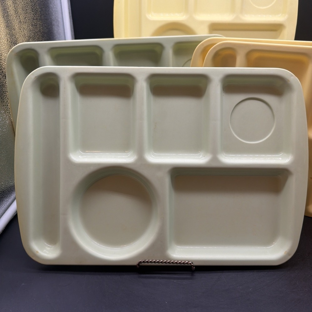 5 Vintage Arrowhead Divided School Church Lunch Trays  14" x 10" USA Yellow